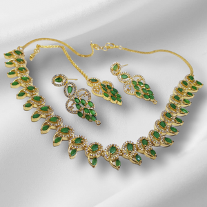 Hnk 7240 Gold plated Necklace set (Emerald)