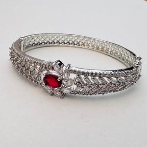 Hb 954 Silver plated Openable Bracelet(R)