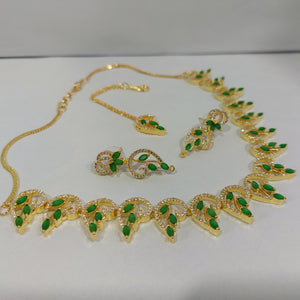 Hnk 7107 Gold plated Ad zircon Necklace set (Emerald)