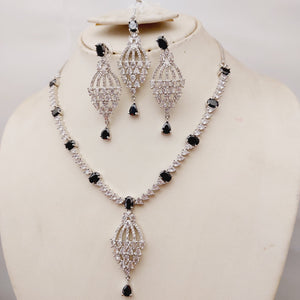 Hnk 7212 Silver plated Necklace set